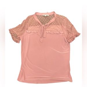 Beautiful Pink women’s shirt